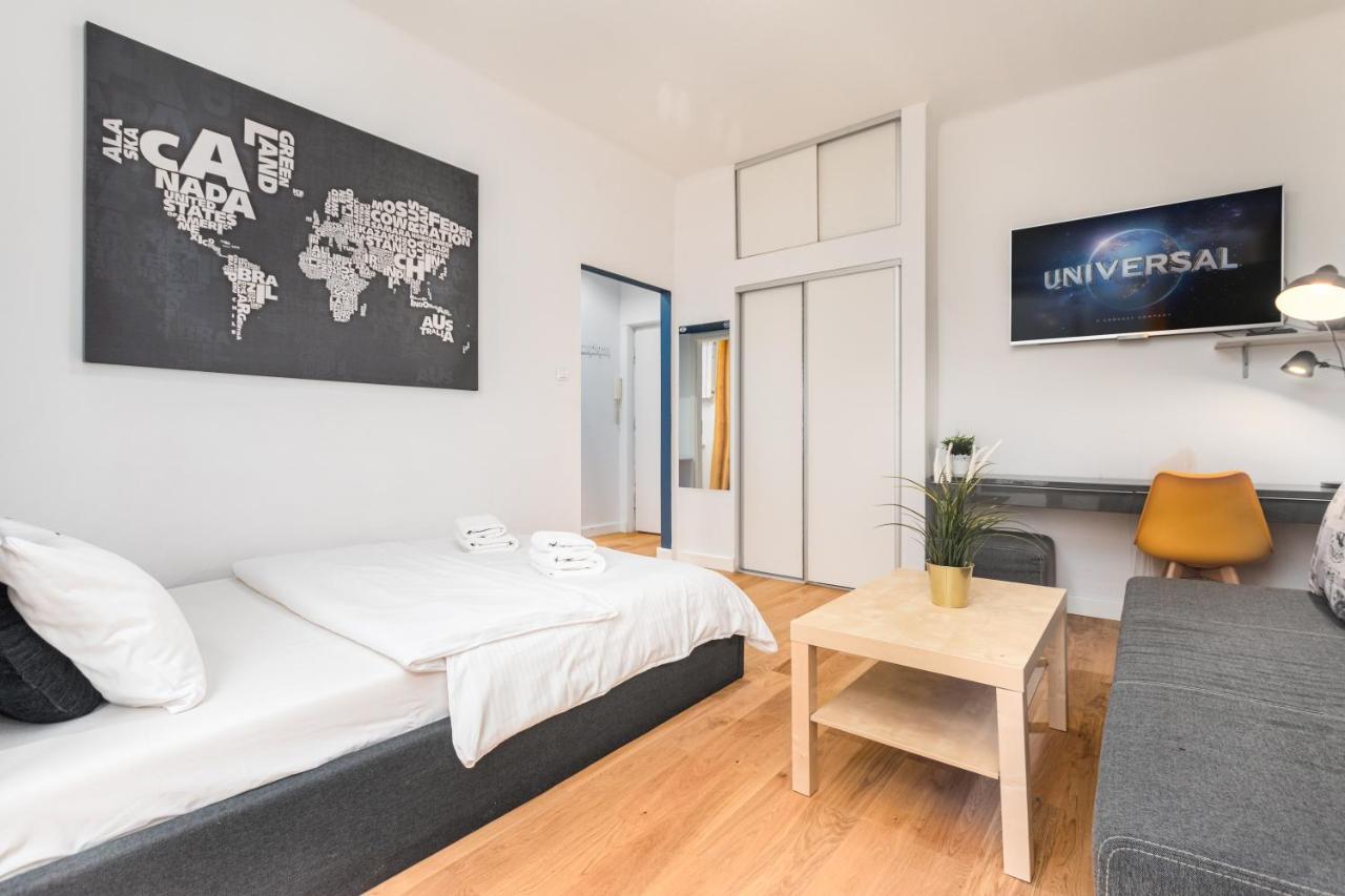 ורשה Apartamenty Wawa Centrum By Your Freedom מראה חיצוני תמונה